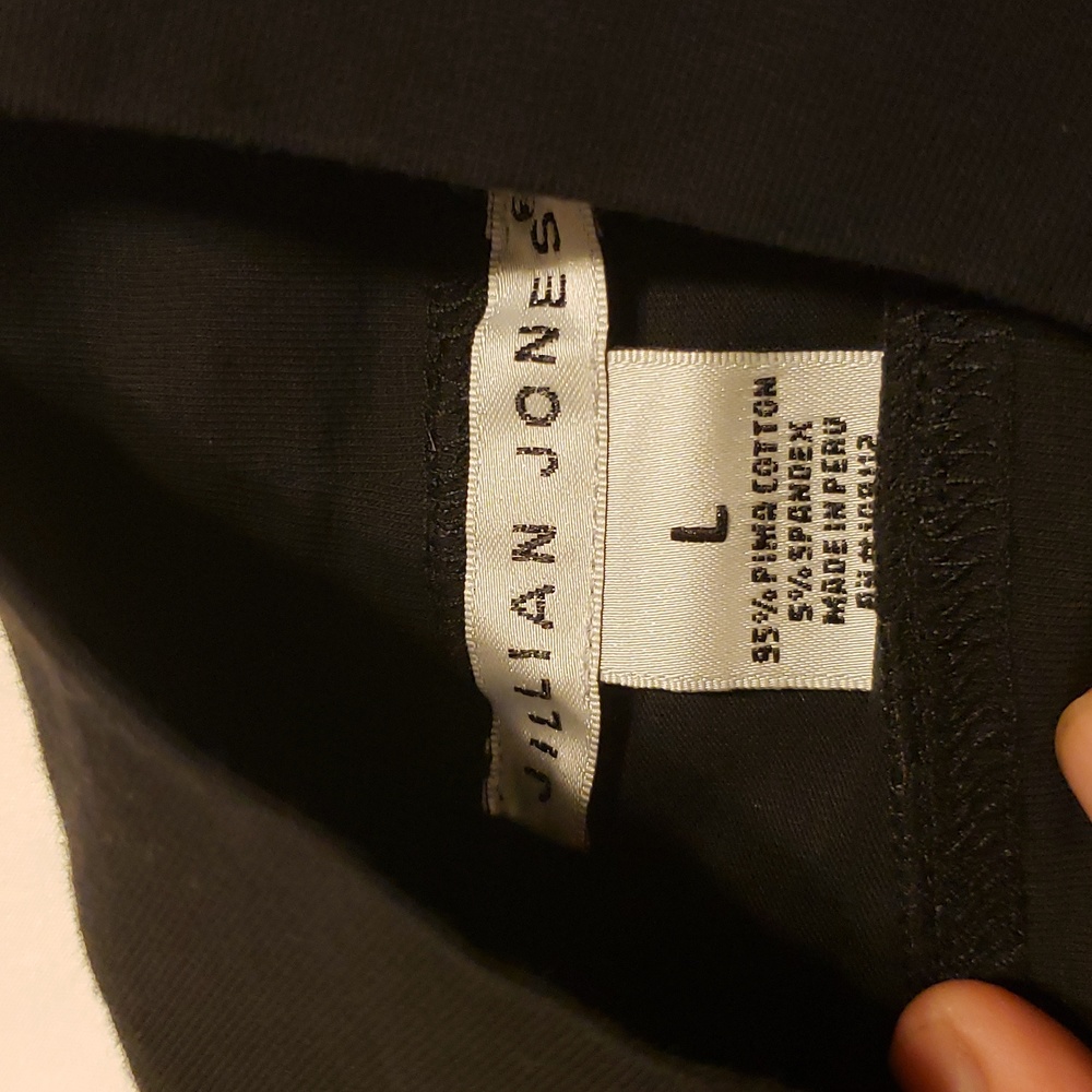 Julian Jones lg turtle neck - Picture 3 of 3